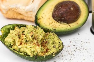 Avocado detoxing foods for the liver