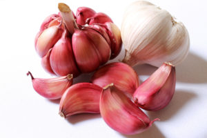 Garlic detoxing foods for the liver