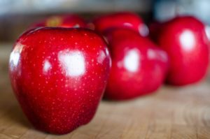 apples detoxing foods for the liver