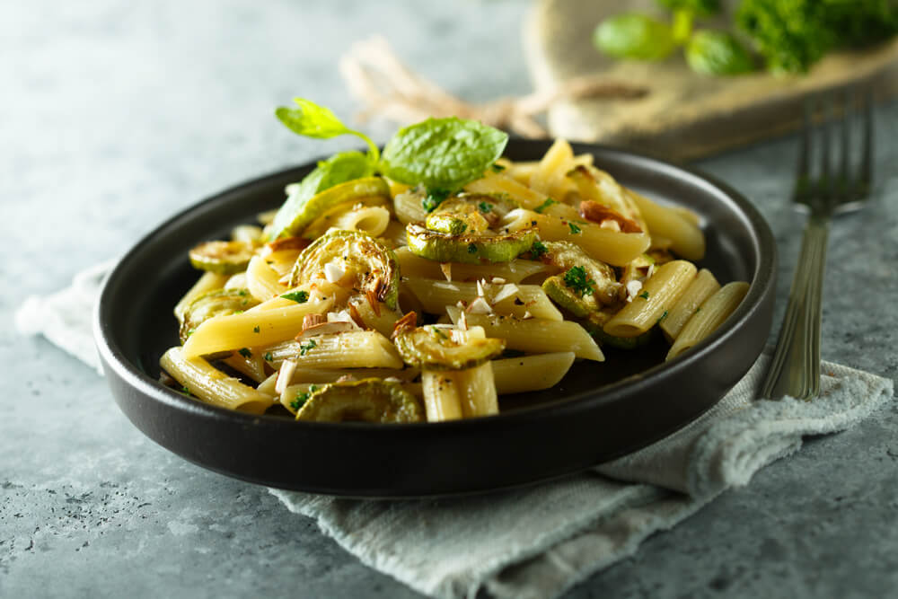 gluten-free-pasta-recipe-anti-inflammatory-mediterranean-diet-one-pot