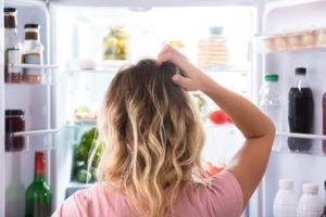 Mindful Eating vs. Diet Trends